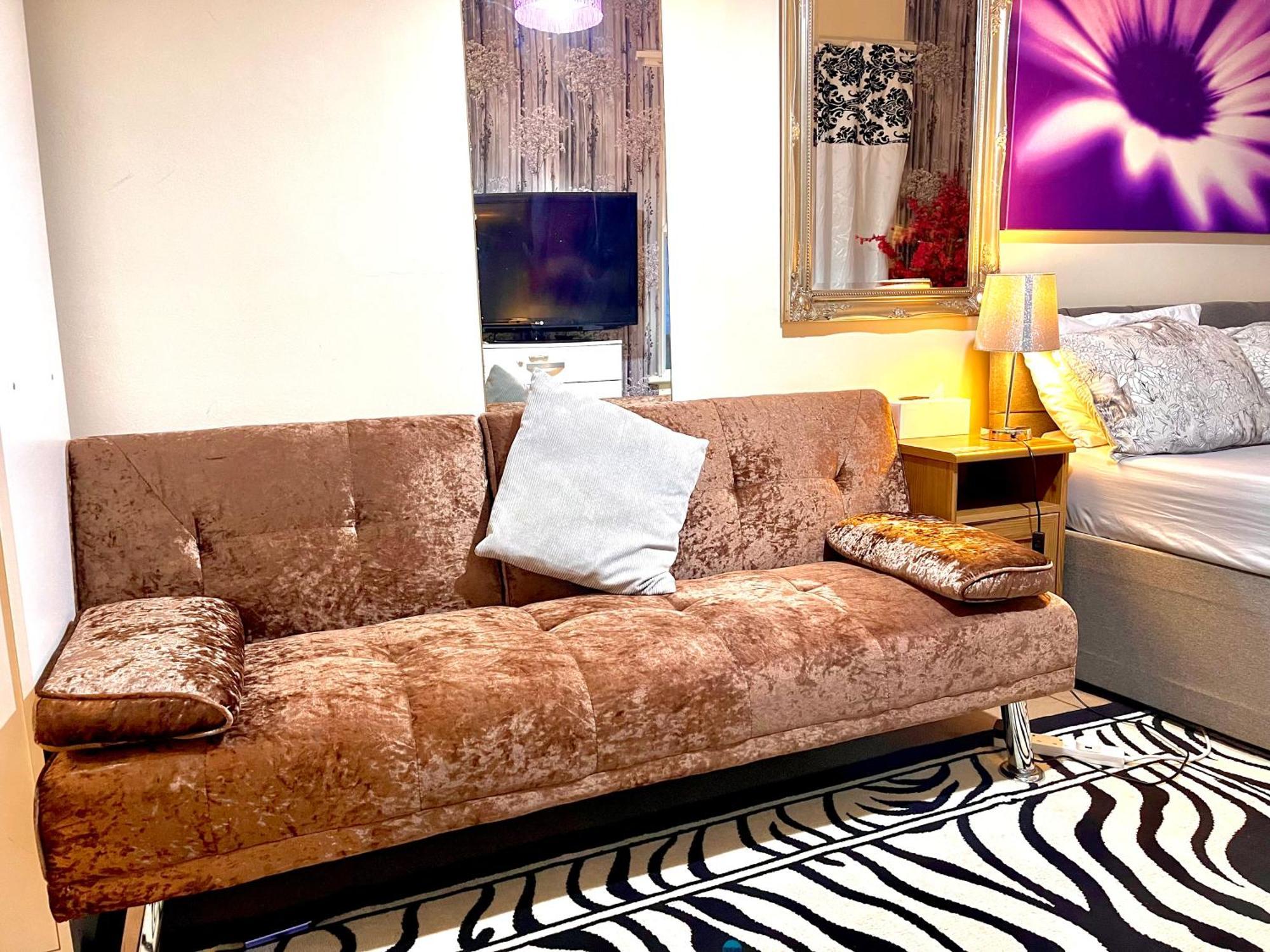 Comfy Double Bedroom With A Private Toilet London Exterior foto